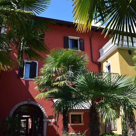 Residence Segattini Riva del Garda Exteriör bild