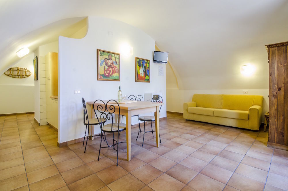 Residence Segattini Riva del Garda Exteriör bild